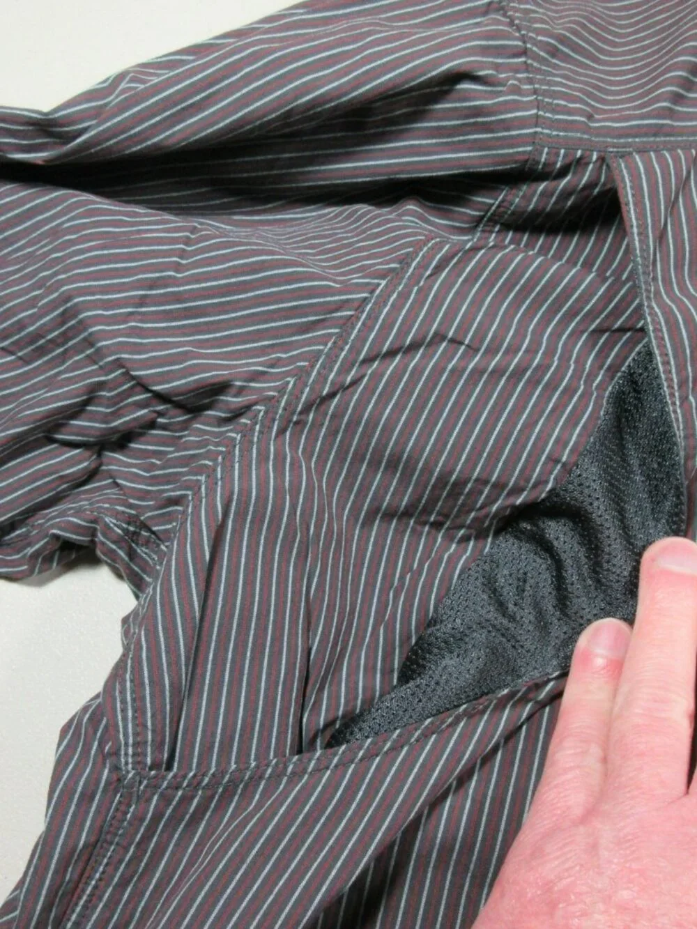 The North Face mens brown red gray nylon rollup vented hiking shirt XXL EUC